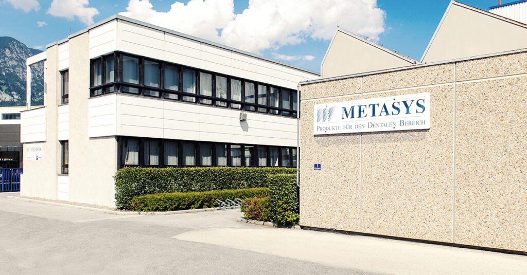 Die METASYS Medizintechnik GmbH produziert Medizingeräte für Zahnarztpraxen